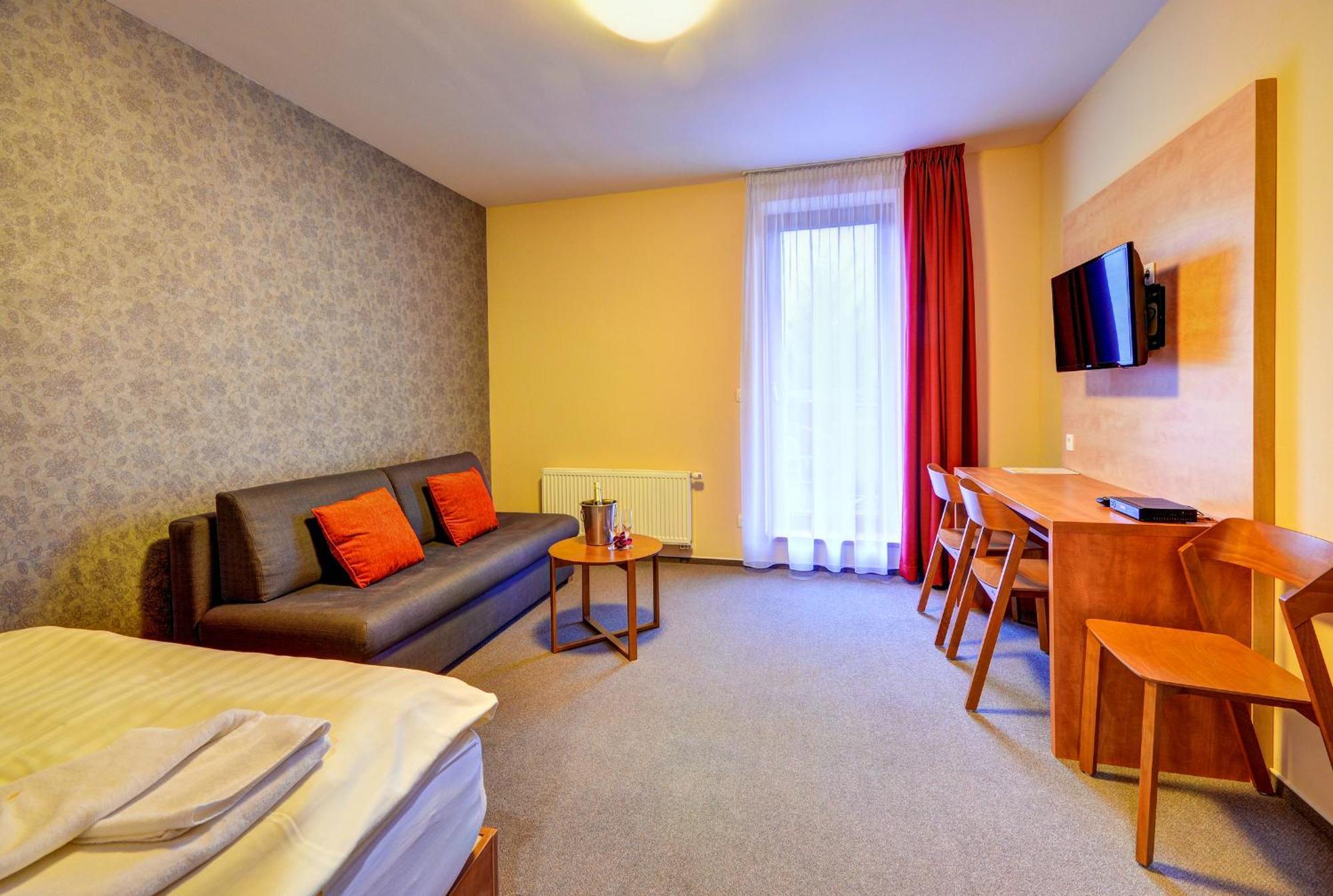 Hotel Toc Lipová-lázně Dış mekan fotoğraf