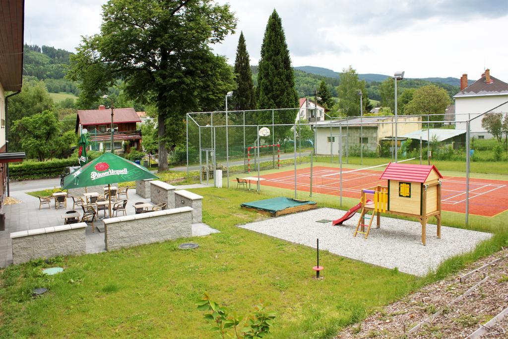 Hotel Toc Lipová-lázně Dış mekan fotoğraf